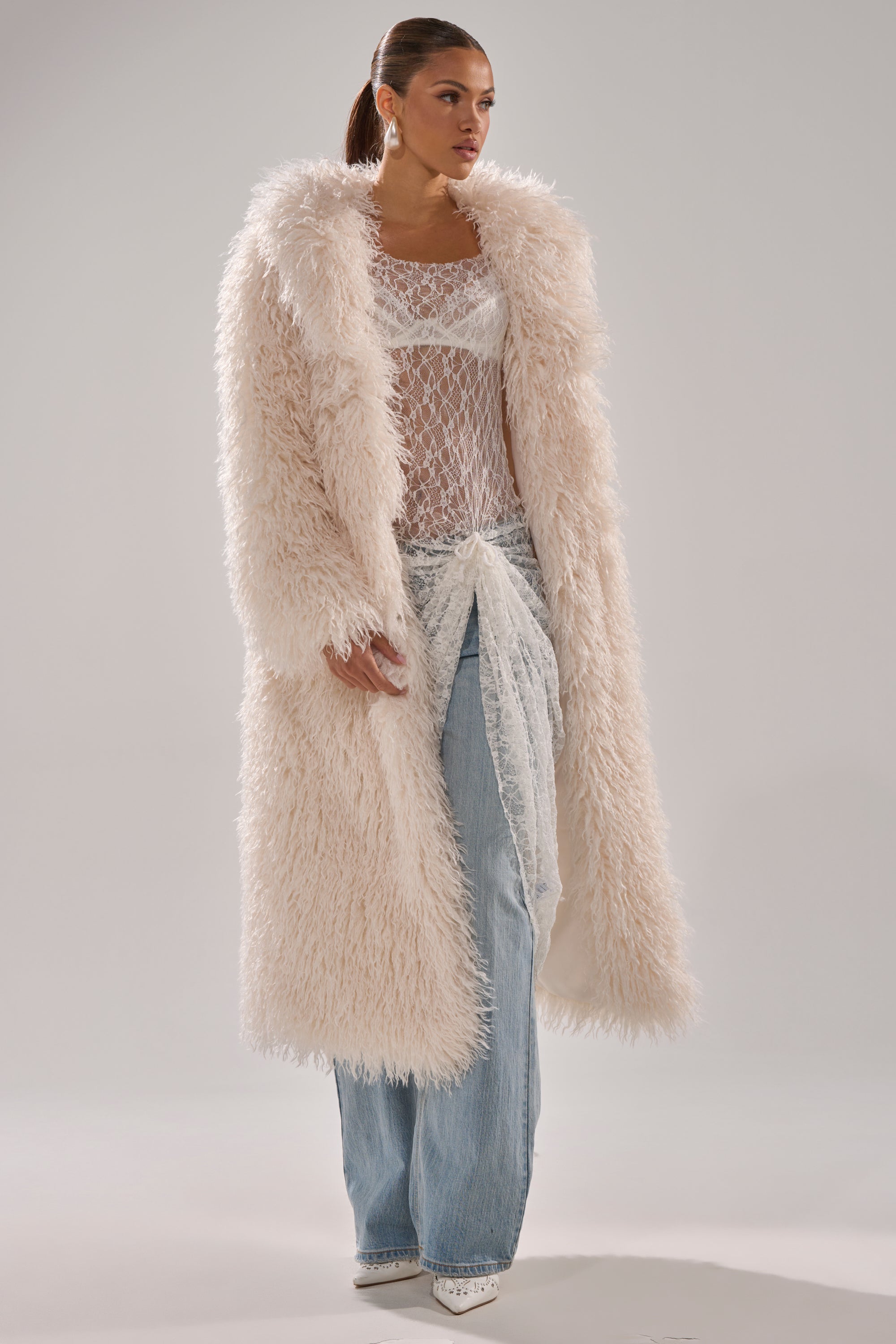 SCARLETT FAUX FUR COAT – AKIRA