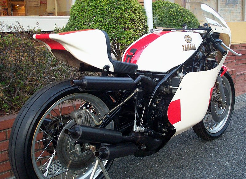秀逸なる、世界のクラシックバイクが集結する 日本唯一の専門店！！