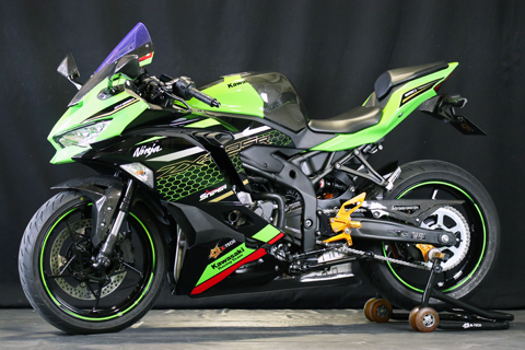 Ninja ZX-25R (2020-) エアロスクリーン --