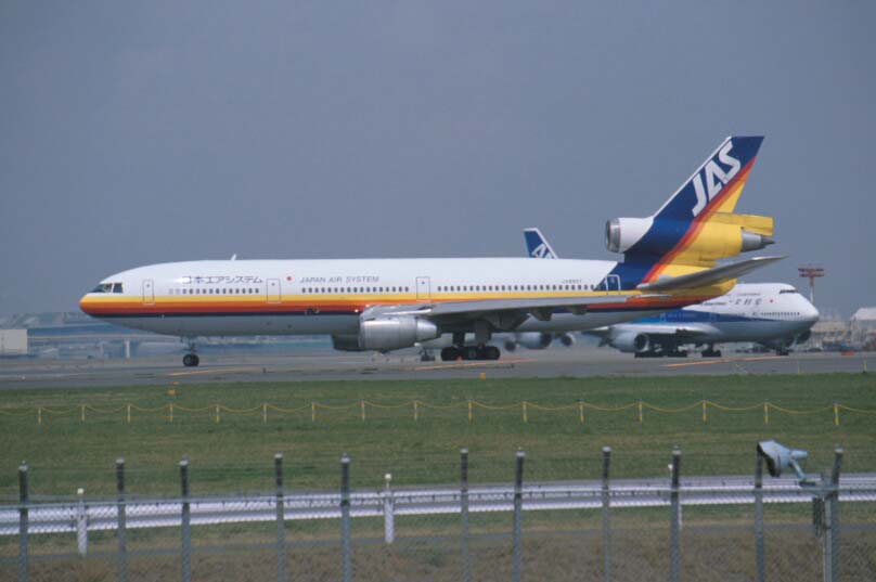 日本エアシステム DC-10-30