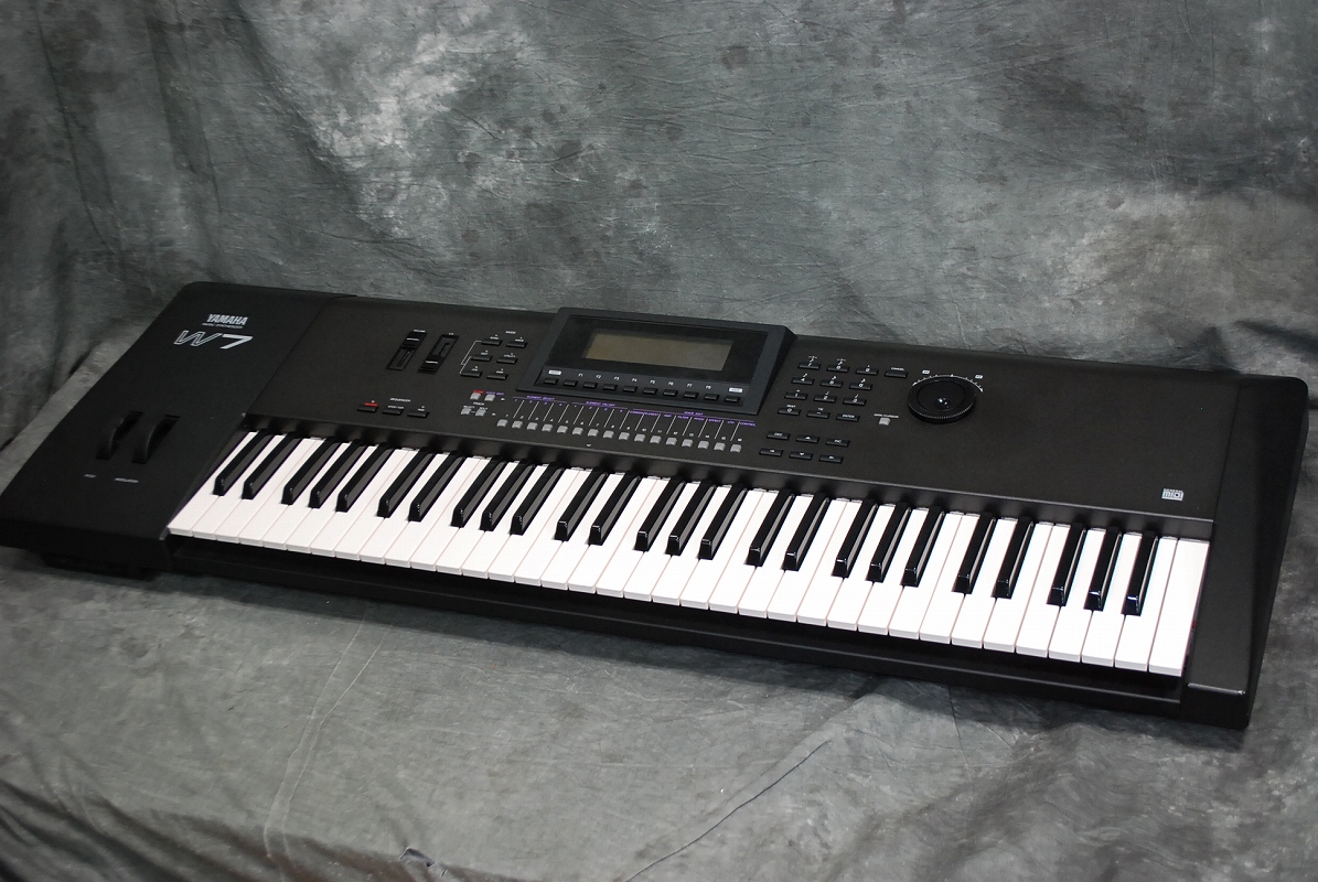 20年選手の中古シンセサイザー入荷!! | イシバシ楽器スタッフブログ