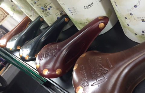 BROOKS】L'Eroica限定モデル、やっと全種揃いました！【TEAM PRO