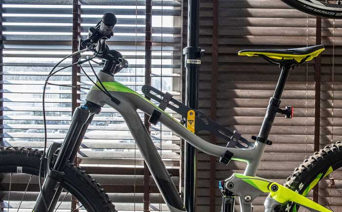 自転車ディスプレイラック｜トピーク - TWOUP TUNEUP BIKE STAND
