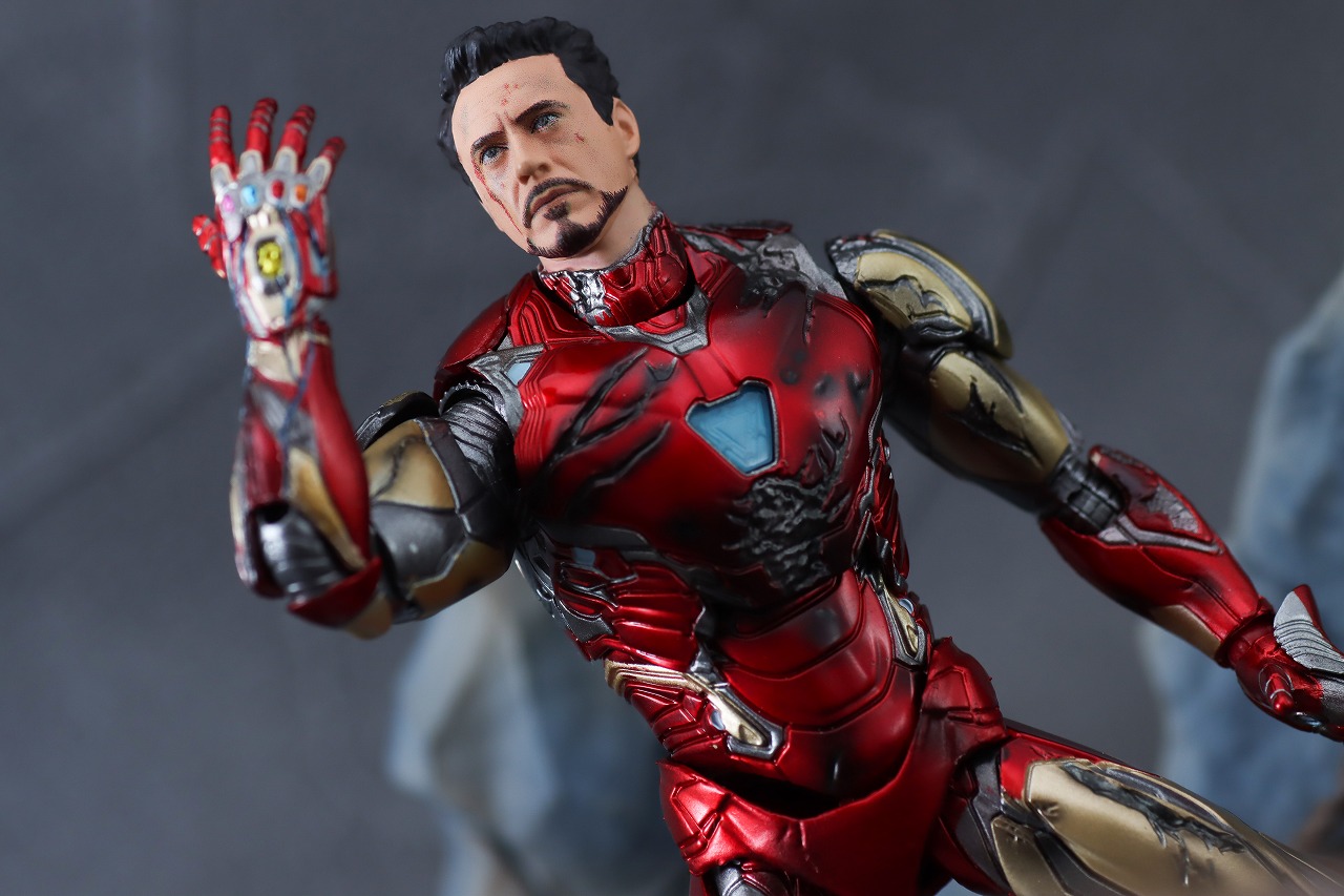 MAFEX アイアンマン マーク85 バトルダメージ版 レビュー | トイハコ