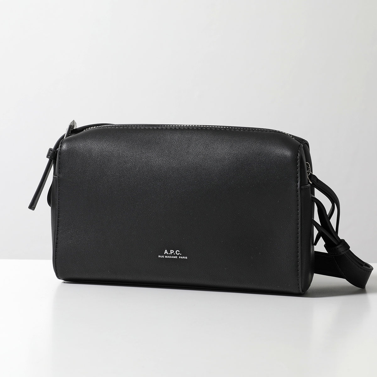 楽天市場】APC A.P.C. アーペーセー ショルダーバッグ CAMERA BAG NINO