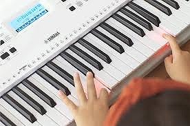 楽天市場】YAMAHA PORTATONE EZ-300 ヤマハ ポータブル キーボード