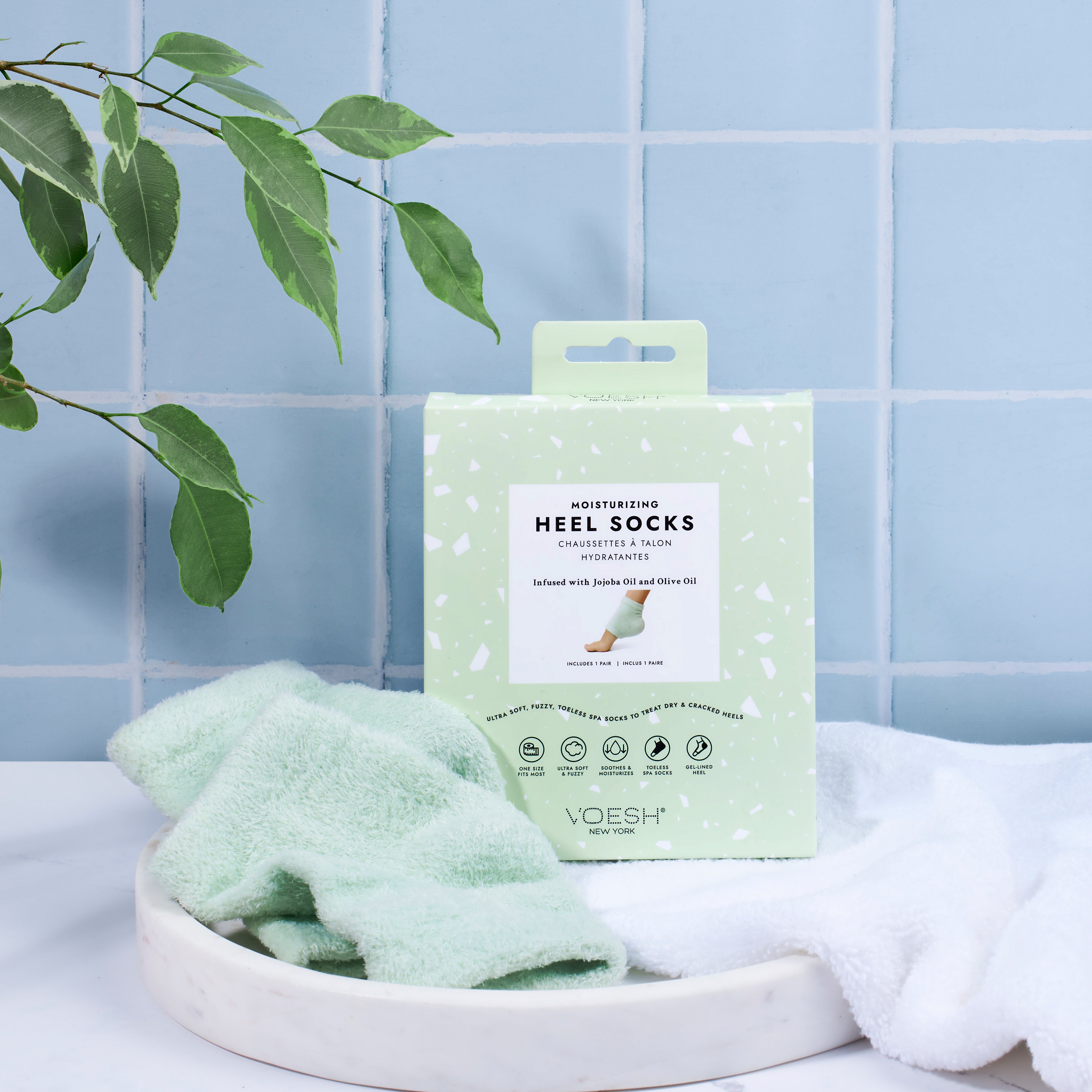 Moisturizing Heel Socks | VOESH Professionals
