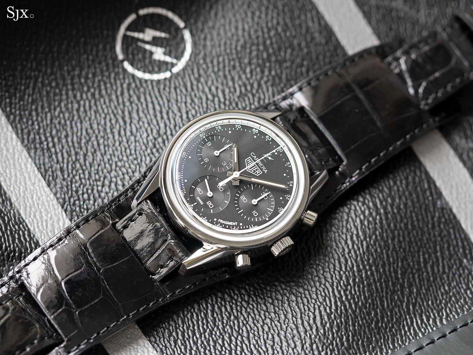 Hands-On with the TAG Heuer Fragment Design Carrera Heuer 02 | SJX