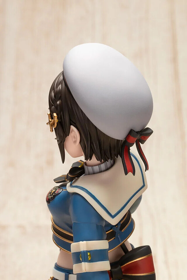 おへそもバッチリ！ホロライブ「大空スバル」がサスペンダー衣装で1/7
