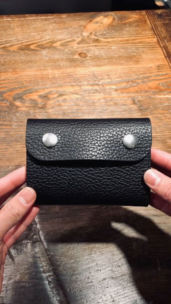 PEANUTS & CO. - MIDDLE TRACKER WALLET (BLAUK) | SKANDA