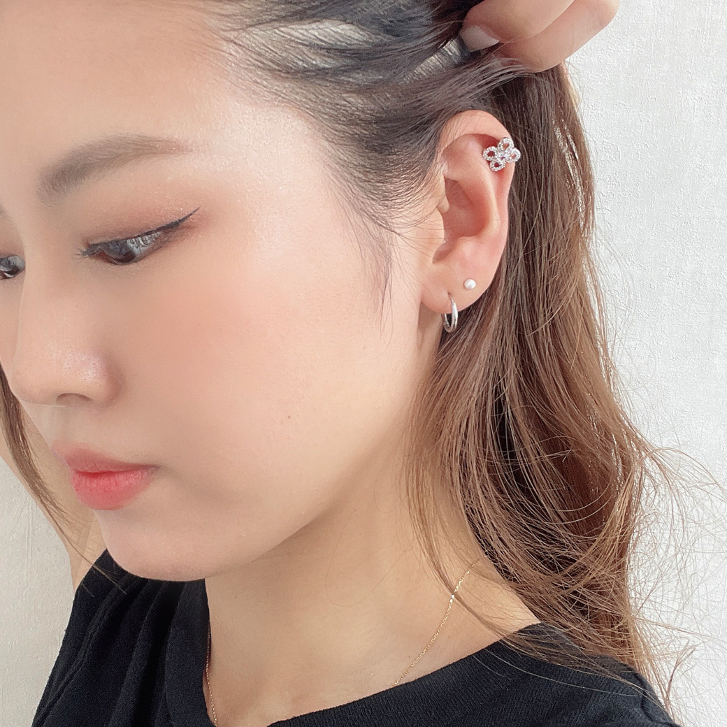 14G 16G ］一点投入するだけで、お顔周り華やか。輝きあふれる