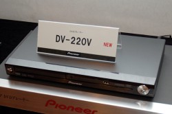 パイオニア、CDリッピング機能などを備えたDVDプレーヤー2機種を発売