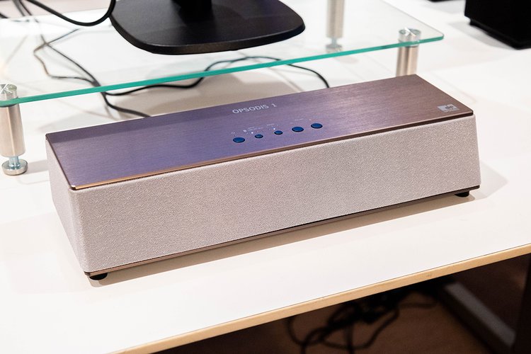 脳が “バグる” 立体音響体験。クラファンで1億円を突破、鹿島建設の