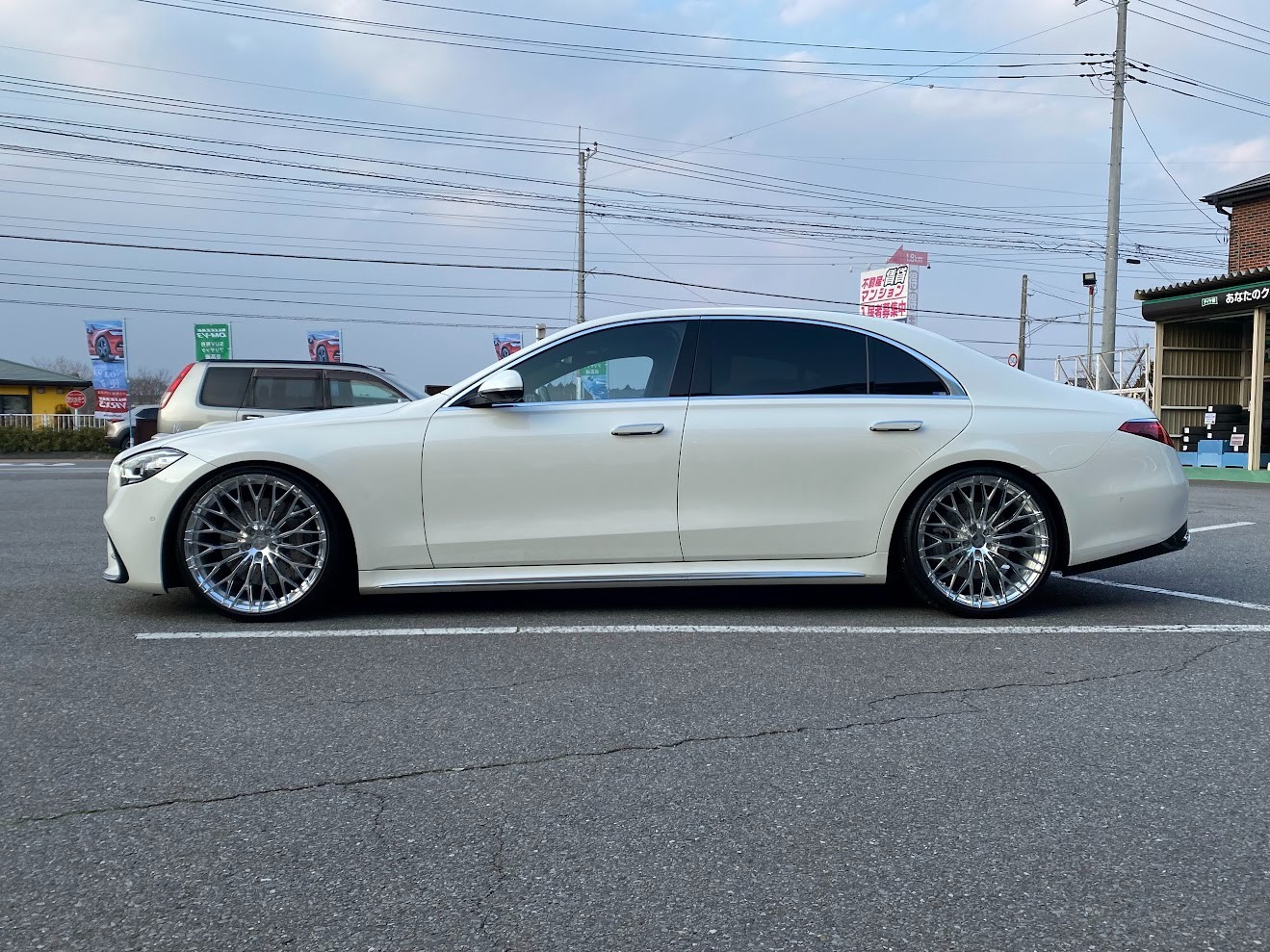 メルセデスベンツ Sクラス W223 【アルミホイール 取付】 | 店舗お