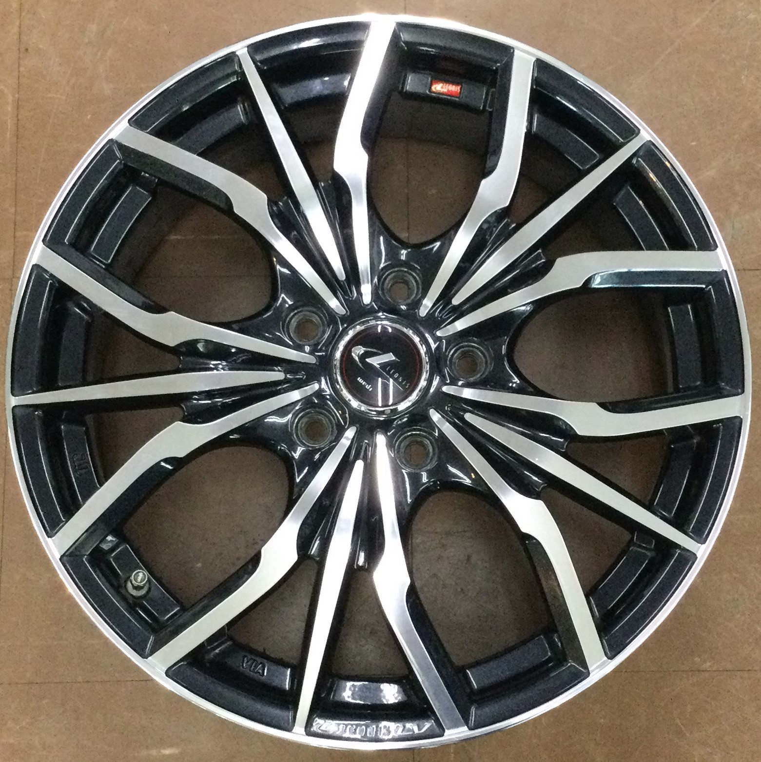 sth0142 中古 WEDS RAVRION RS01 15インチ アルミホイール4本セット