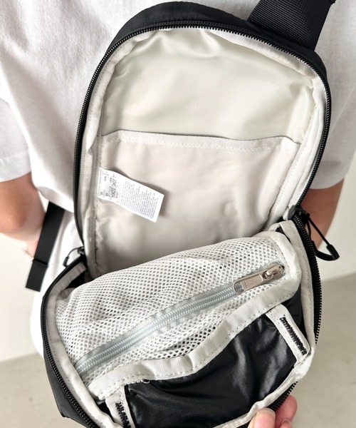 THE NORTH FACE（ザ ノースフェイス） ショルダーバッグ バッグ 国内未