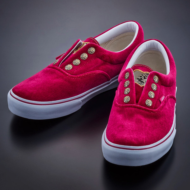 ジョジョ 黄金の風」×「VANS」ジョルノ＆ブチャラティをスニーカーで
