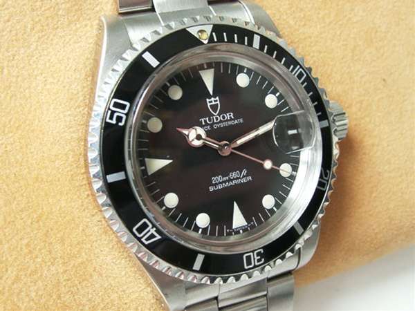 チュードル サブマリーナ Ref.79090 ふちなしインデックス 自動巻き