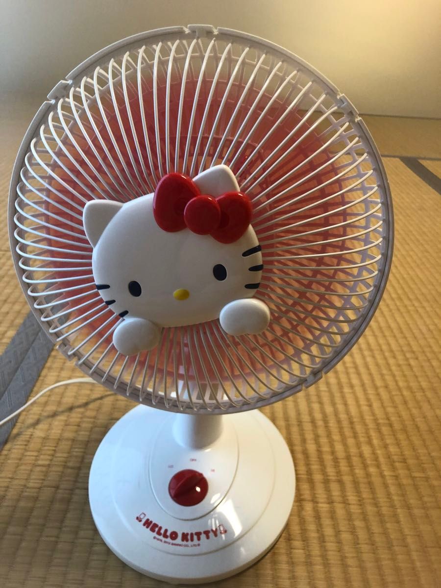 扇風機キティーちゃん ハローキティ 首振り ミニ扇風機｜Yahoo!フリマ