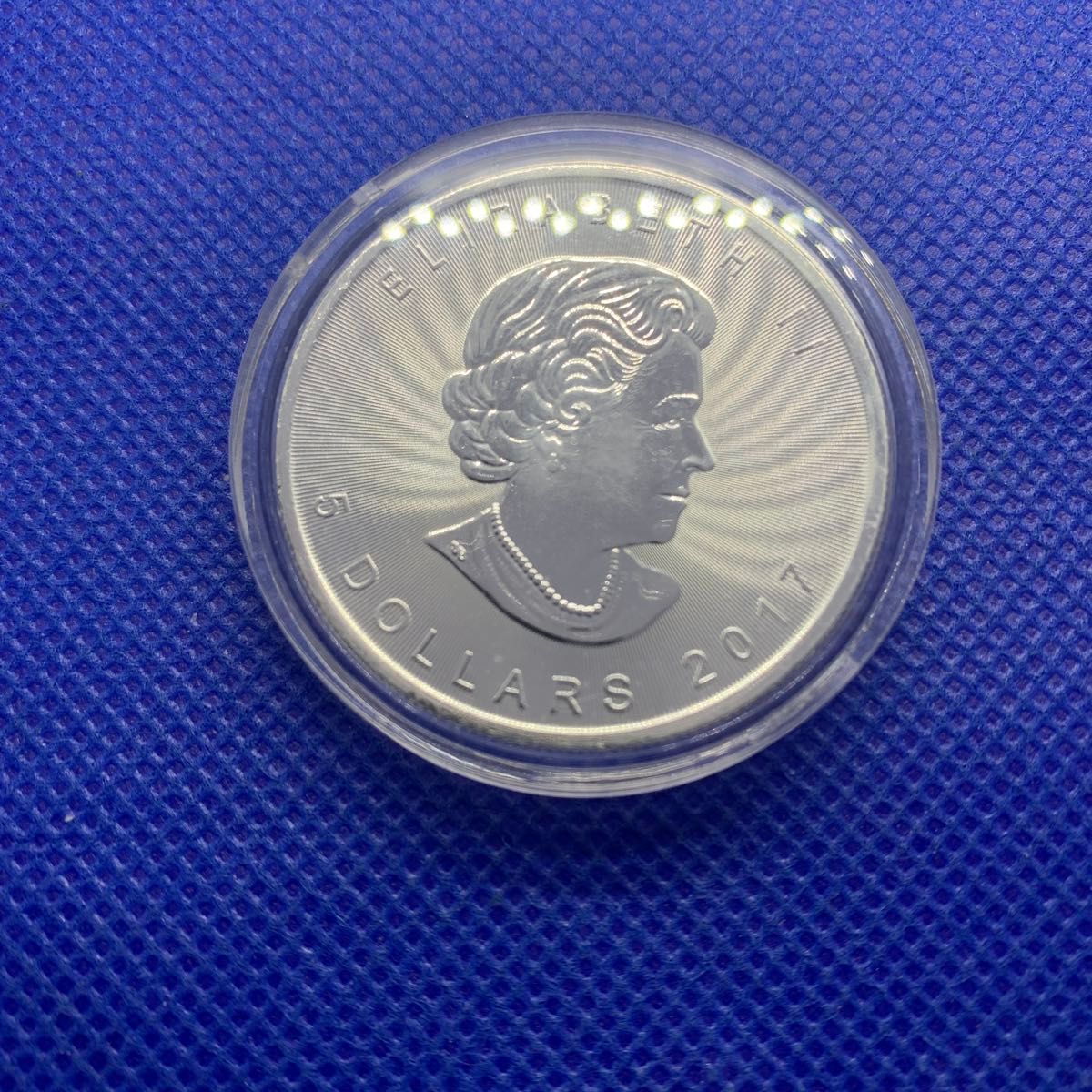 2017年メイプルリーフ銀貨 1オンス(31 1g) 純銀9999本物 コイン