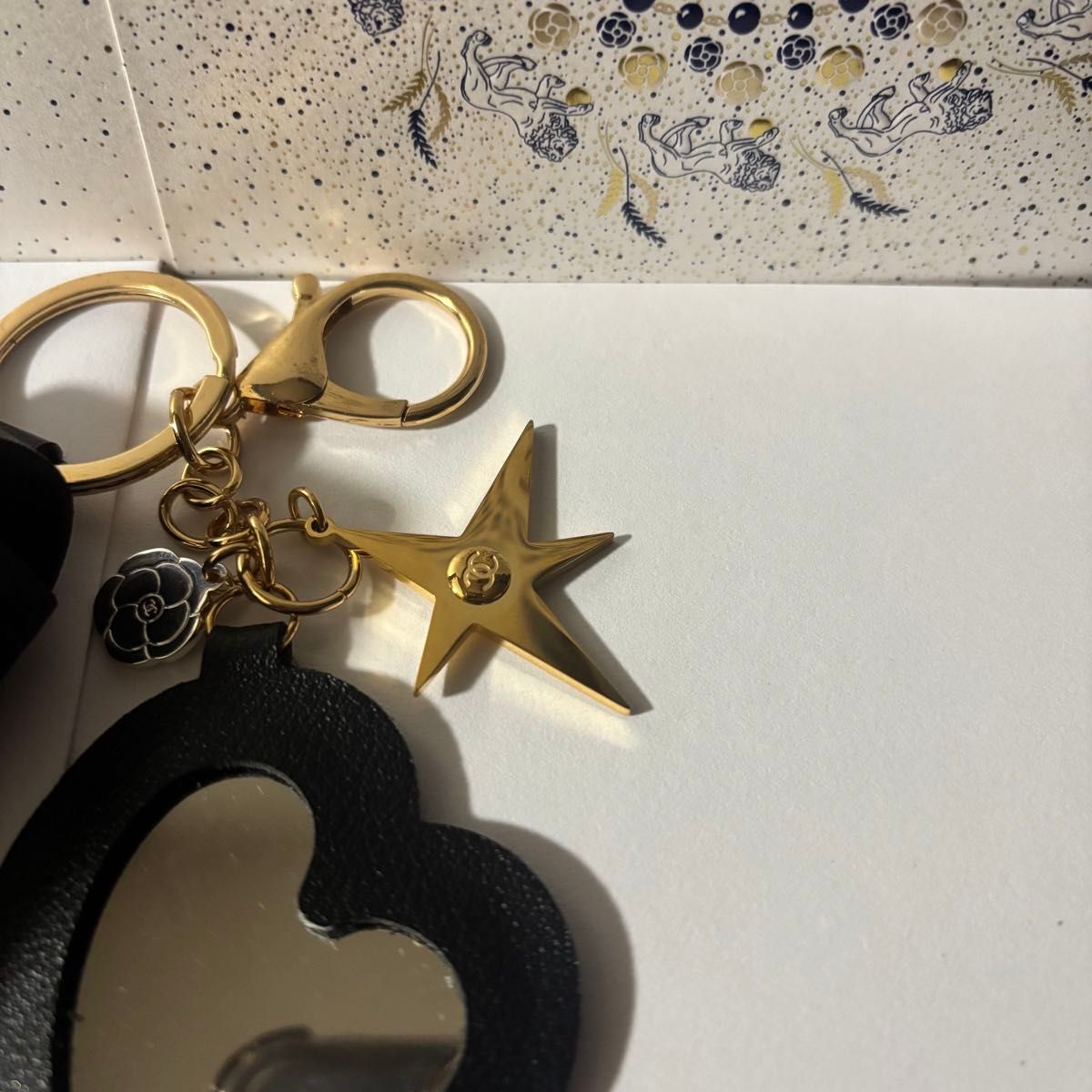 CHANEL シャネル リップケース（印鑑ケースとしても)ミラー付き｜Yahoo