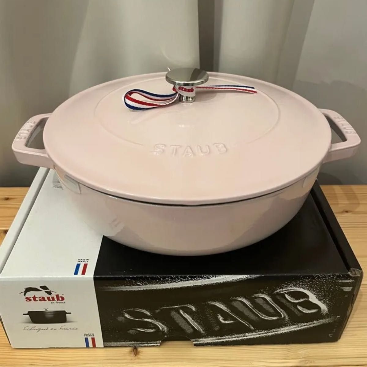 新品】【ラスト1個】staub ブレイザーソテーパン24cm ソルベローズ