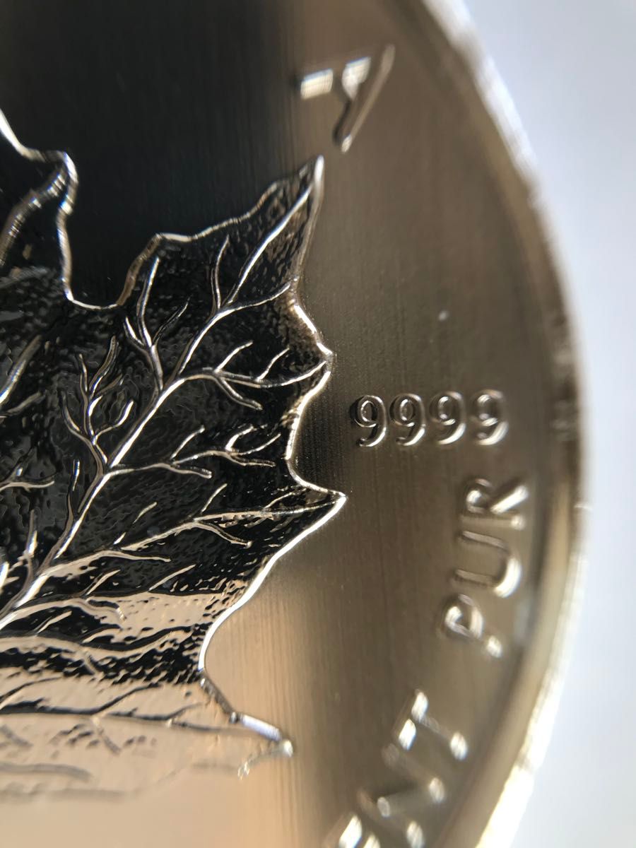 カナダ メイプルリーフ銀貨 メイプル 銀貨 1オンス 9999純銀 コイン