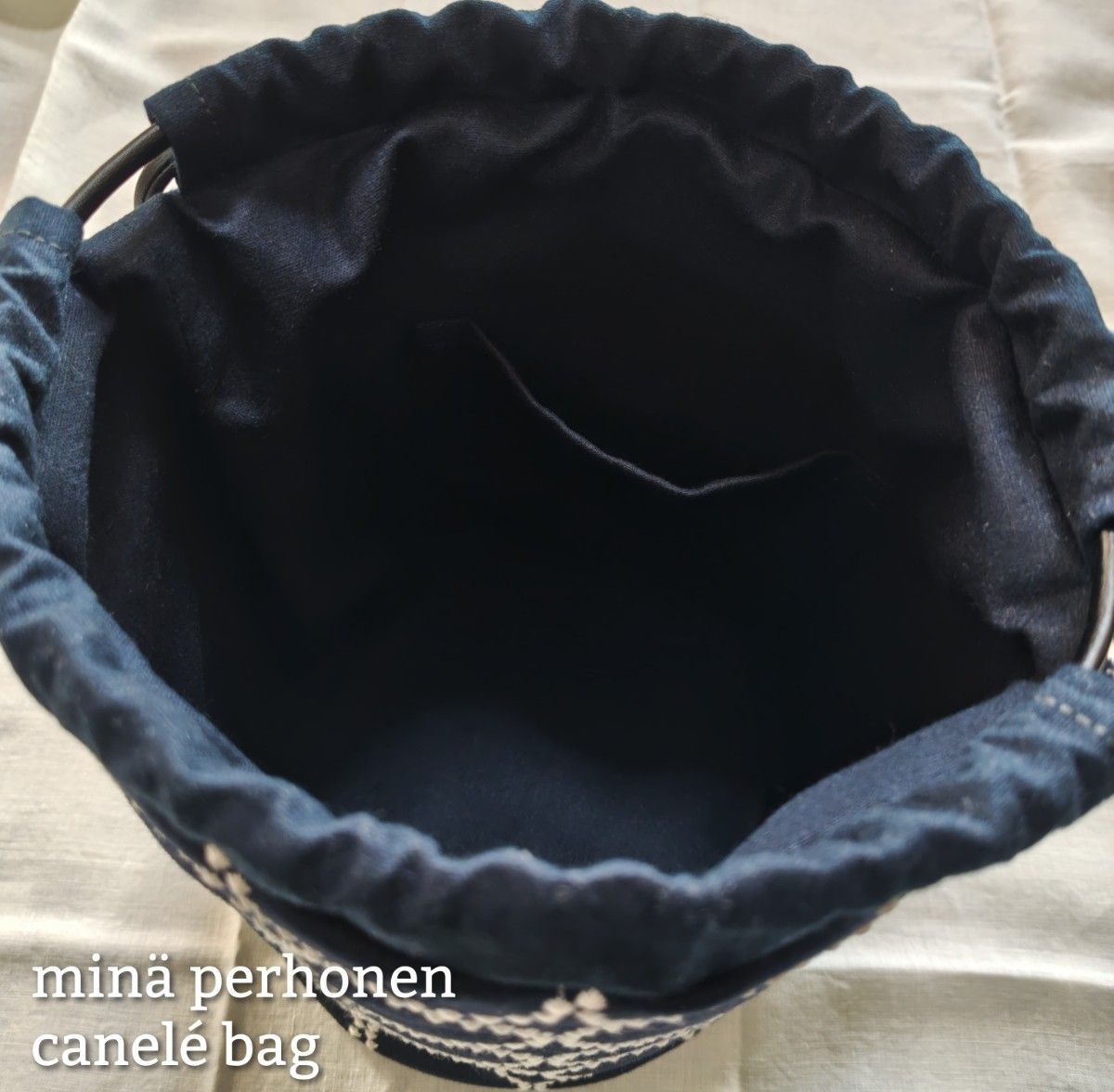 再販ナシ】ミナペルホネン dop tambourine indigo 巾着ショルダー