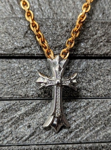CHROME HEARTS クロムハーツ 18kWG ダブルクロス パヴェダイヤ