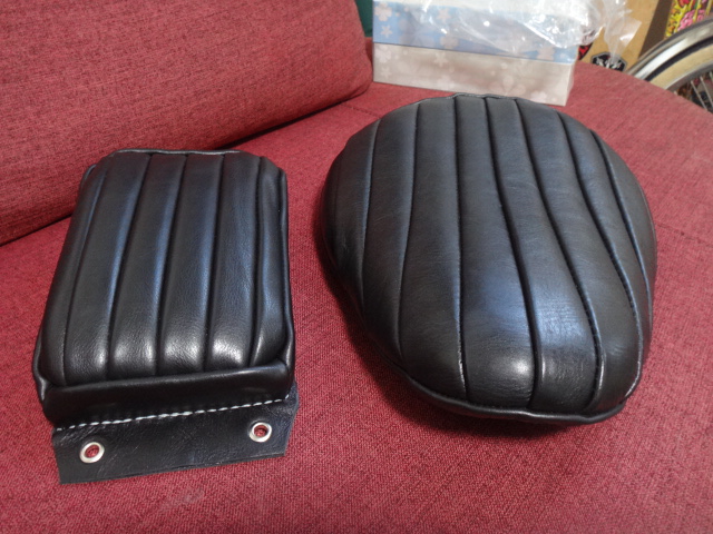 PrideRock Original Bates Style Real Leather Solo Seat&Pillion Pad