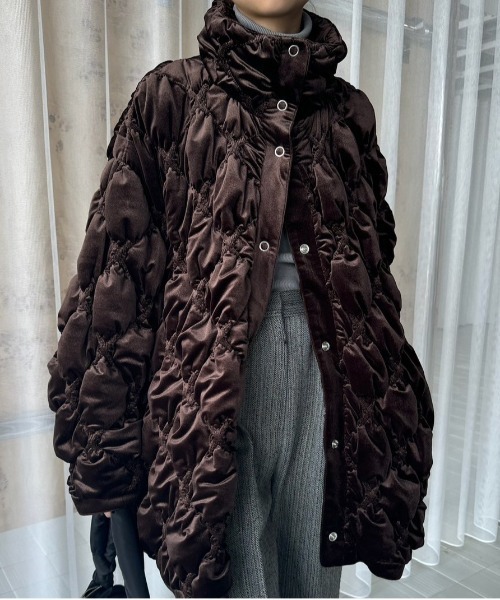 Ameri（アメリ）の「VELOUR QUILTING STAND COLLAR BLOUSON（ブルゾン