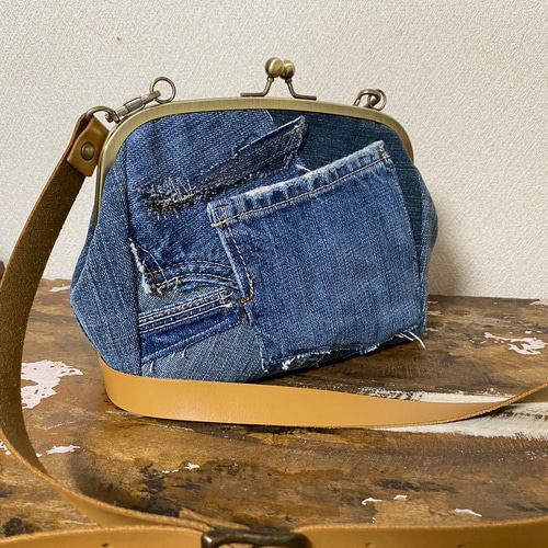 デニムリメイクちょっと大きめがま口財布「方除」これ1つでお出かけ