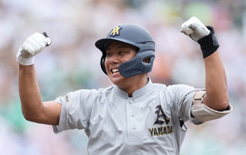 青森山田しぶとく4強 投手戦制した木製バットの殊勲打 夏の甲子園