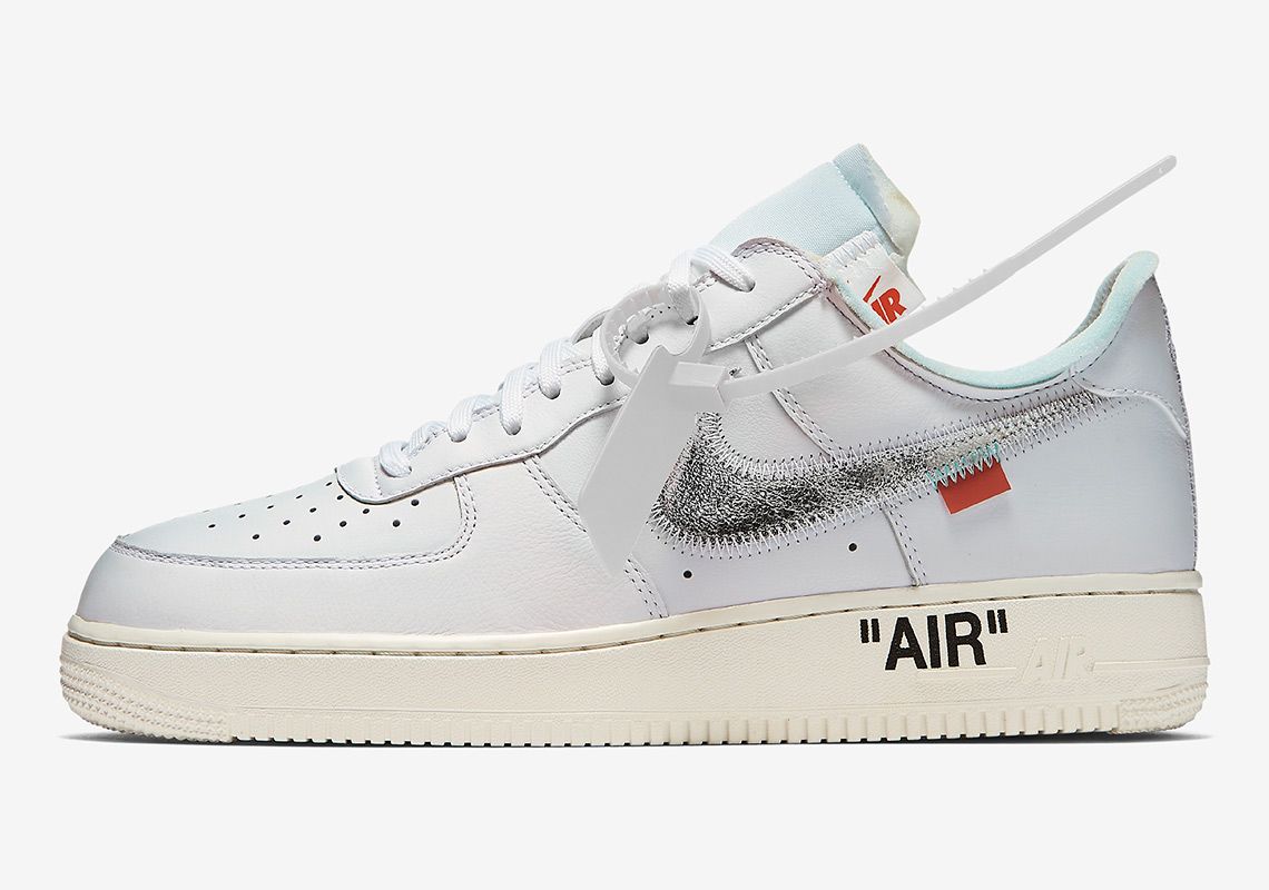 スニダンで購入可】OFF-WHITE × NIKE AIR FORCE 1 WHITE/METALLIC