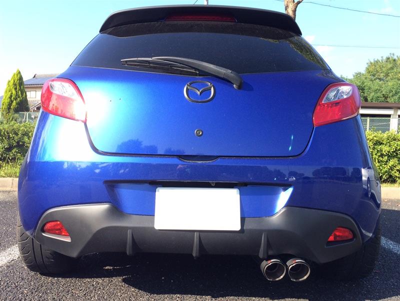 英国マツダ純正 Rear bumper sports trim のパーツレビュー | デミオ