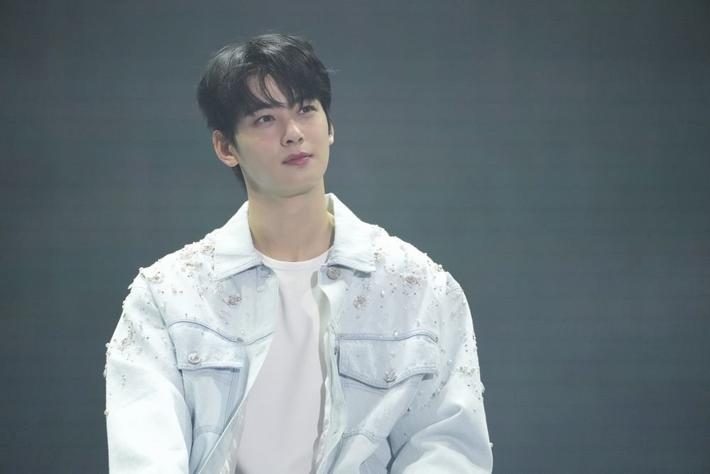 ASTROチャウヌ インタビュー――27歳の新たな目標とは？ | USENの音楽