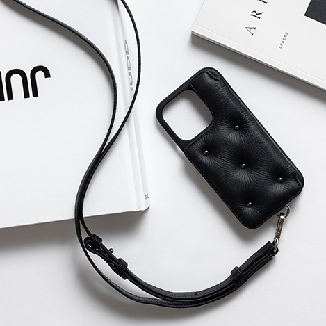 DEMIU(デミュウ)｜iPhone15 POCHE FLAT 背面収納スマホケース