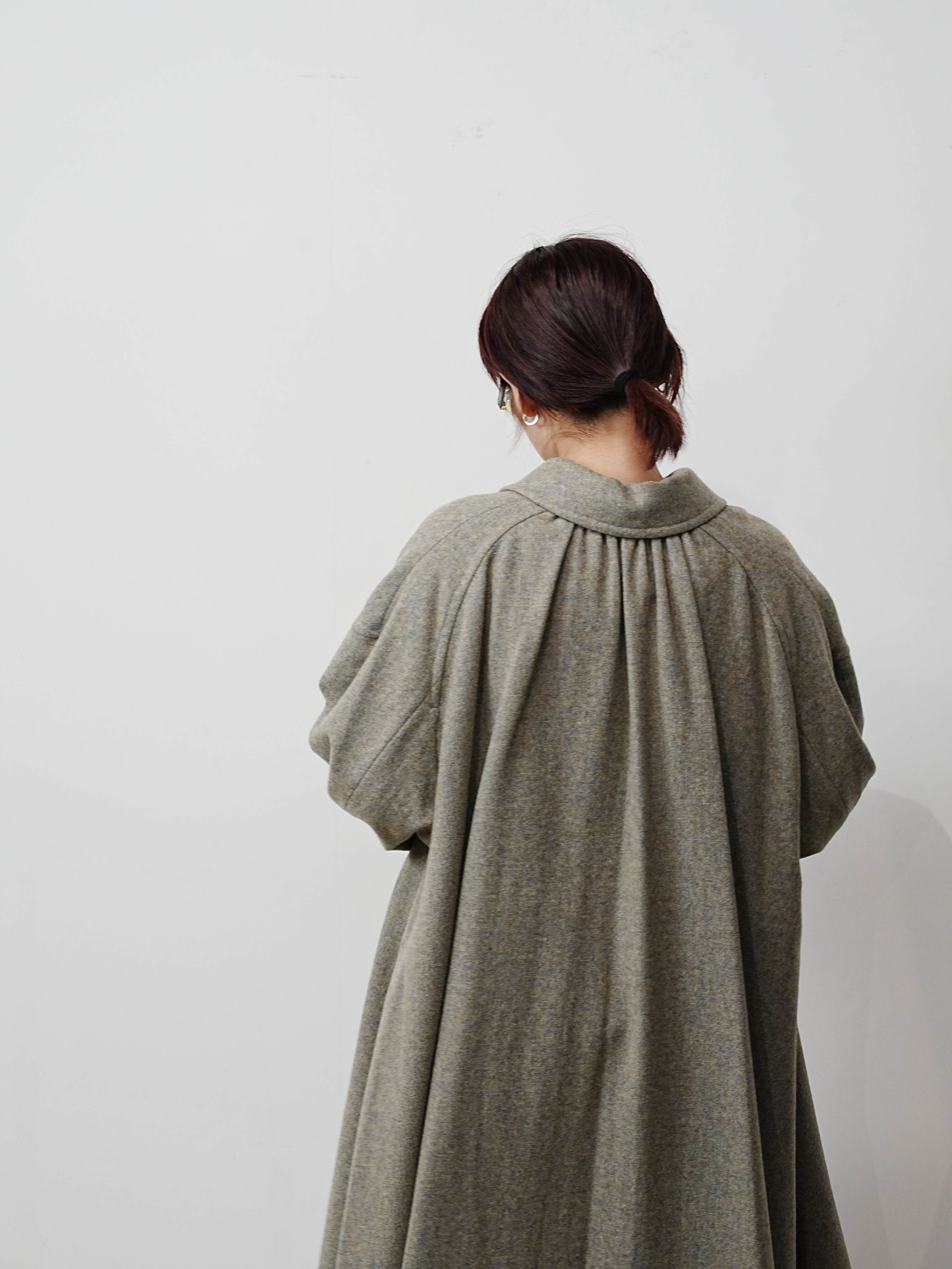SHIRRING COAT