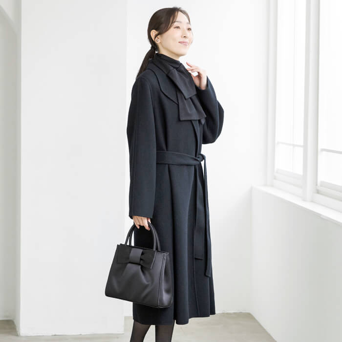 ベルト付｜カシミヤ混のウールコート L・ブラック｜東京ソワール