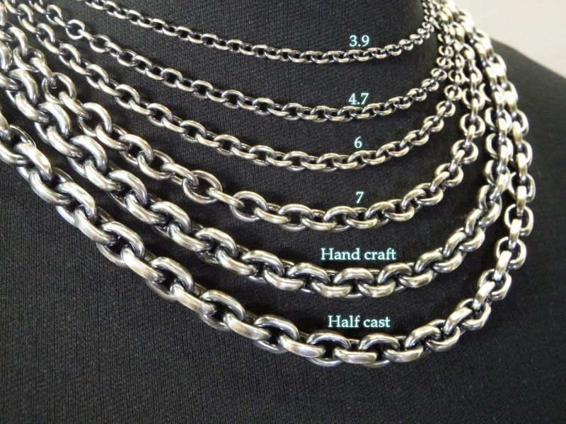Gaborartory 6 Chain & Quarter Skull T-bar Necklace