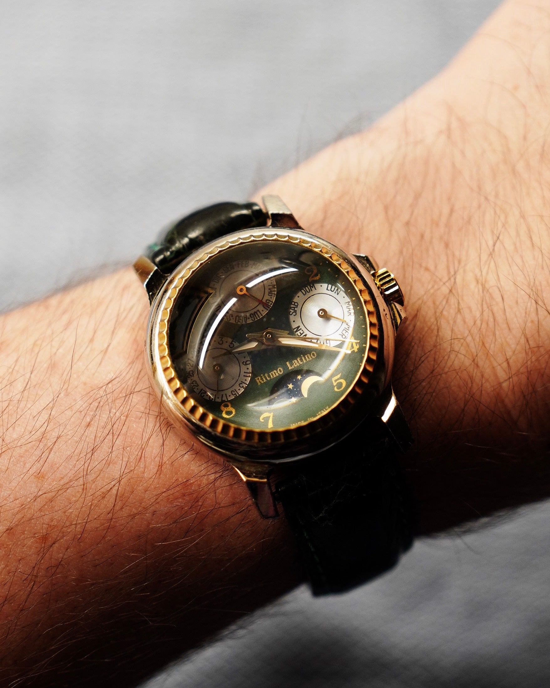 Ritmo Latino Moonphase Triple Calendar Watch Sapphire Green Croc