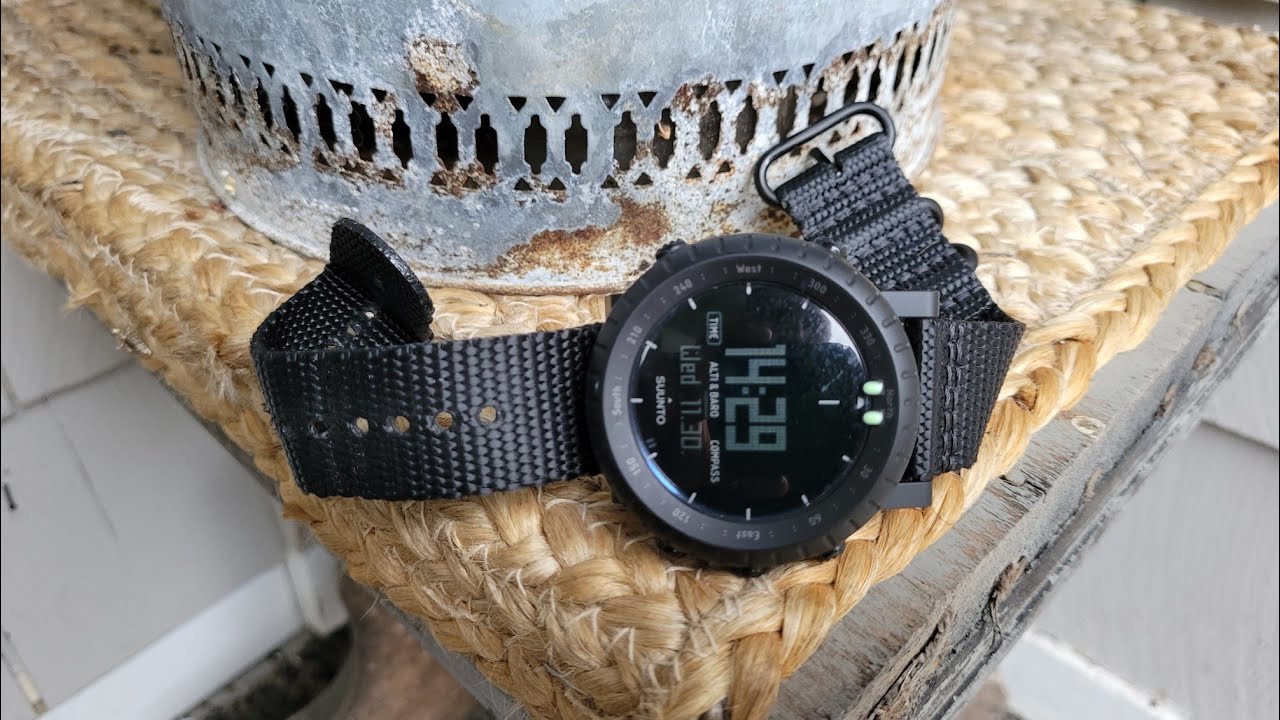 Suunto Core Alpha Stealth unboxing and honest first impressions