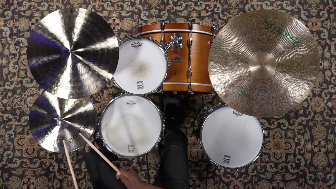 Istanbul Agop 14