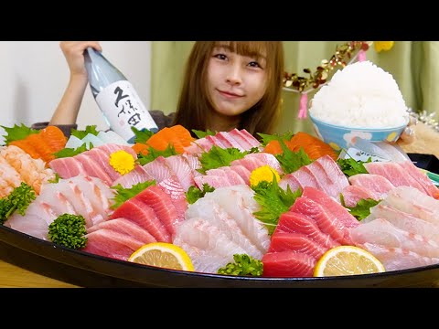 Big eater] Boat-sized portions, sake, and a mountain of rice