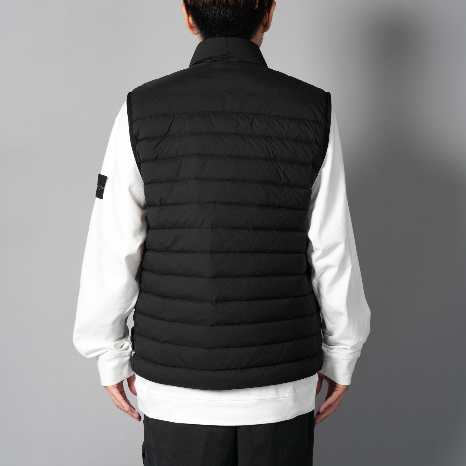 STONE ISLAND - 【再入荷】【定番アイテム】G100007 / G100004 / DOWN