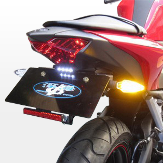 ヤマハ ワイズギア YZF-R25 フェンダーレスキッドナンバー灯 ウィンカー付 ヤマハ発動機 YZF-R25 / R3 MT-25 / 03 用 フェンダーレスキット