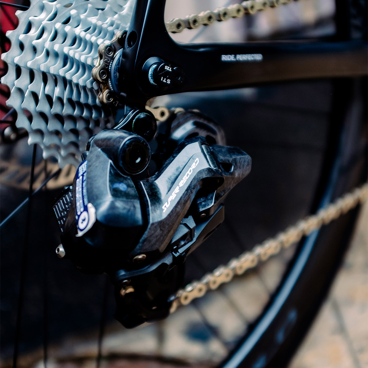 BICICLETA BASSO DIAMANTE STEALTH CAMPAGNOLO SUPER RECORD WRL