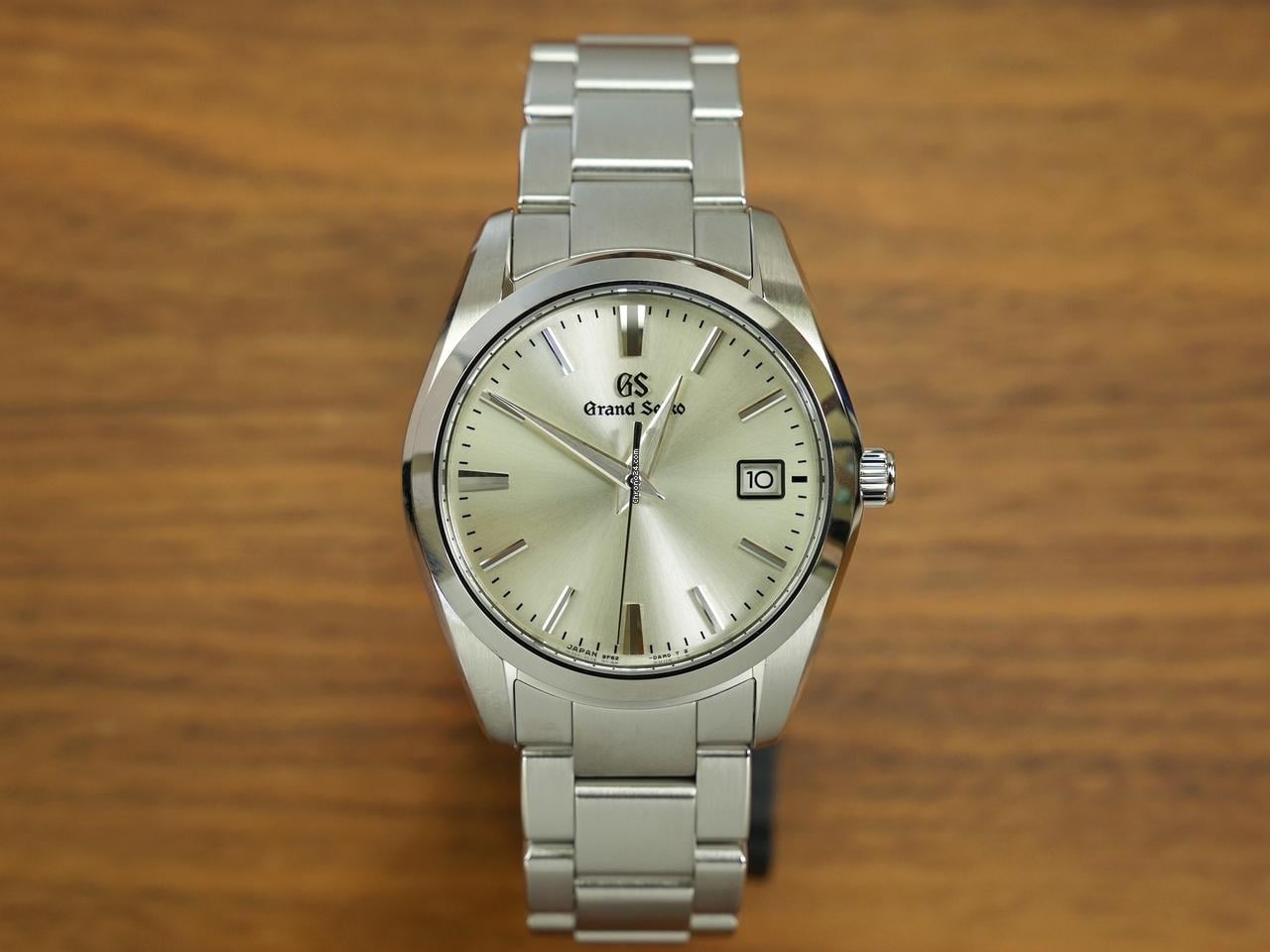 Grand Seiko SBGX263 SBGX263G Quartz Heritage Collection 9F for