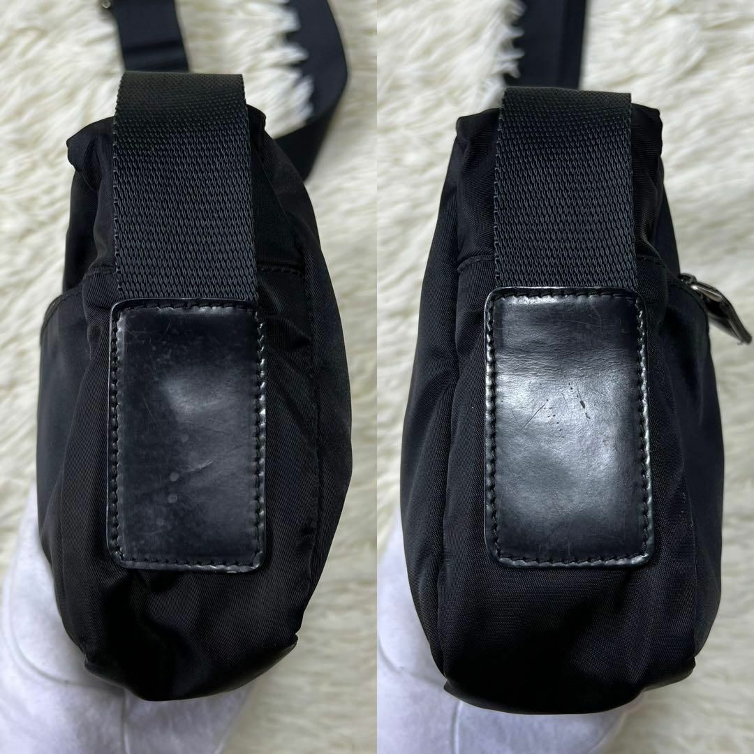 PRADA - 【極美品】プラダ ショルダーバッグ 三角ロゴ カメラバッグ
