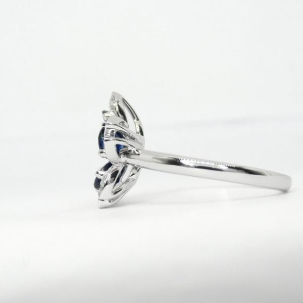 サファイア ダイヤモンドフラワーモチーフリング SA 1.67ct D 0.21ct